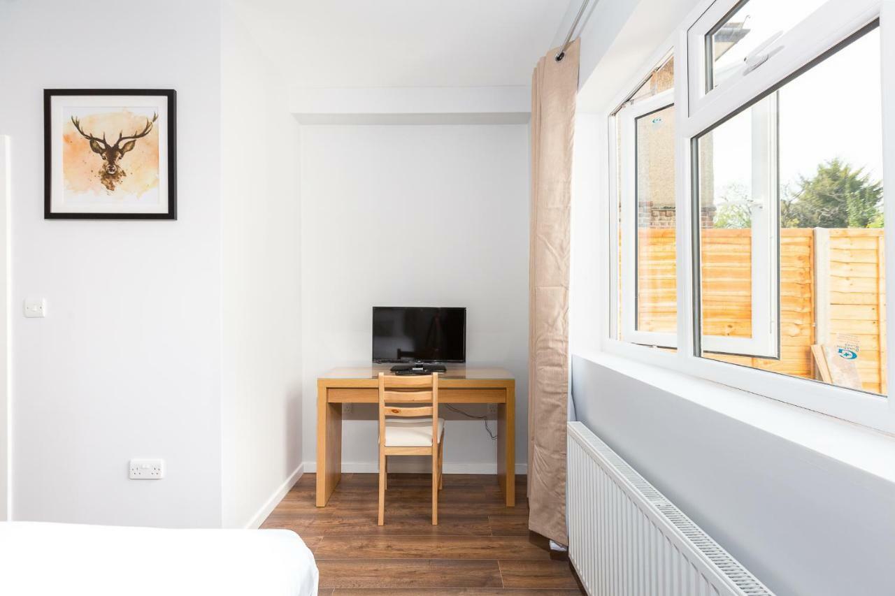 Austin David Guest house Harrow